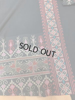 画像7: クロスステッチのベドウィン風前開きアバーヤ（ミシン刺しゅう）