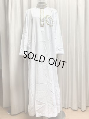 画像4: 白バラディ、スタンドカラーガラベーヤ(ヒップ＆ヘッドスカーフ付き)Mサイズ