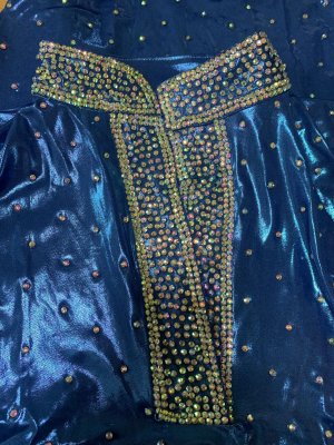 画像6: スタンドカラー・クリスタル付きバラディドレス