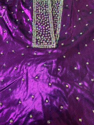 画像9: スタンドカラー・クリスタル付きバラディドレス