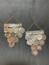 フォークロアコイン付きピアス（シルバー）