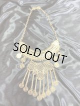 フォークロアネックレス