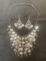 初心者向けフォークロアネックレス＆ピアスセット※単品郵送OK