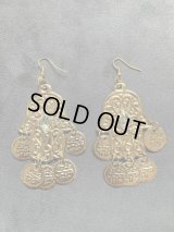 ラインストーン付きフォークロアピアス（ハムサ）