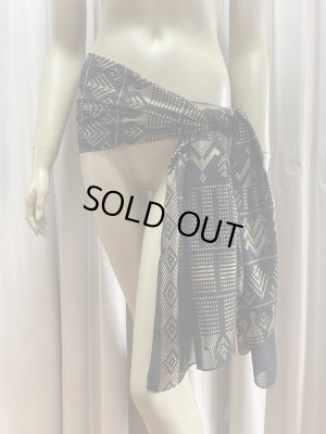 カラーは異なります