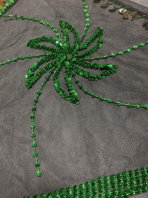 画像4: ヘッドスカーフ(トライアングル）