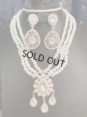 画像1: 在庫に限り500円引き　パールアクセサリー　ネックレス＆ピアスセット