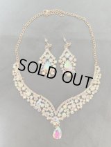 クリスタルネックレス＆ピアスセット