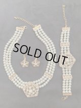 パールアクセサリーセット(フラワー）　ネックレス＆ピアス&ブレスセット