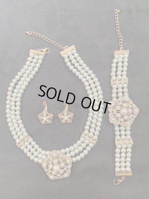 画像1: パールアクセサリーセット(フラワー）　ネックレス＆ピアス&ブレスセット