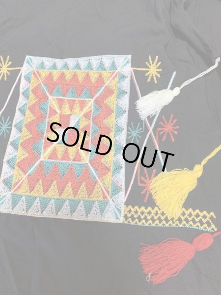 画像7: シーワ刺しゅう風オフショルダーガラベーヤ (7)