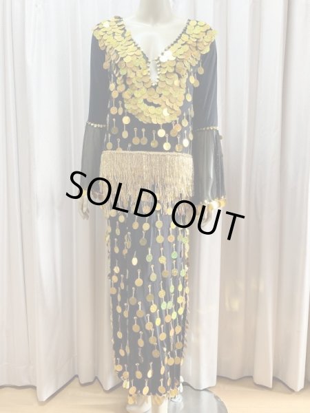 ベルトはフォークロア衣装との相性も◎