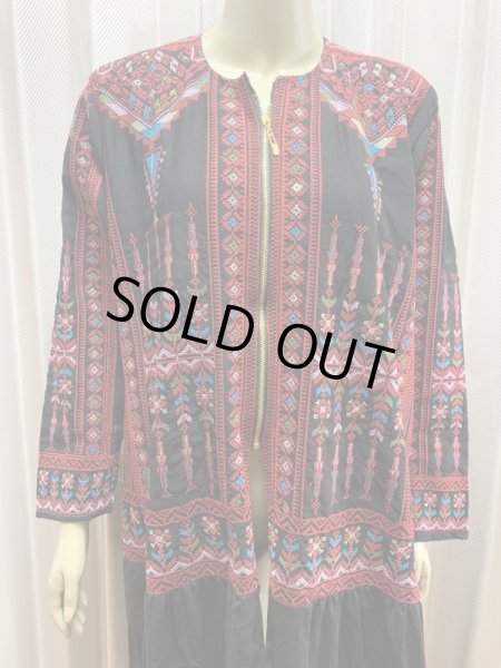 画像2: クロスステッチのベドウィン風前開きアバーヤ（ミシン刺しゅう） (2)