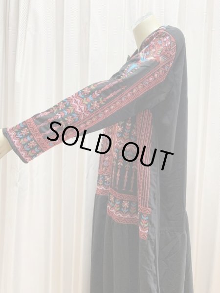 画像6: クロスステッチのベドウィン風前開きアバーヤ（ミシン刺しゅう） (6)