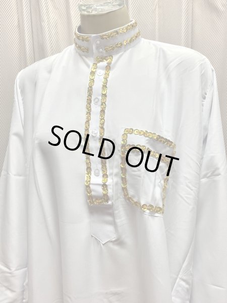 画像2: 白バラディ、スタンドカラーガラベーヤ(ヒップ＆ヘッドスカーフ付き) (2)