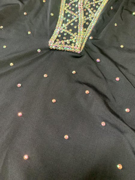 画像9: スタンドカラー・クリスタル付きバラディドレス(長袖） (9)