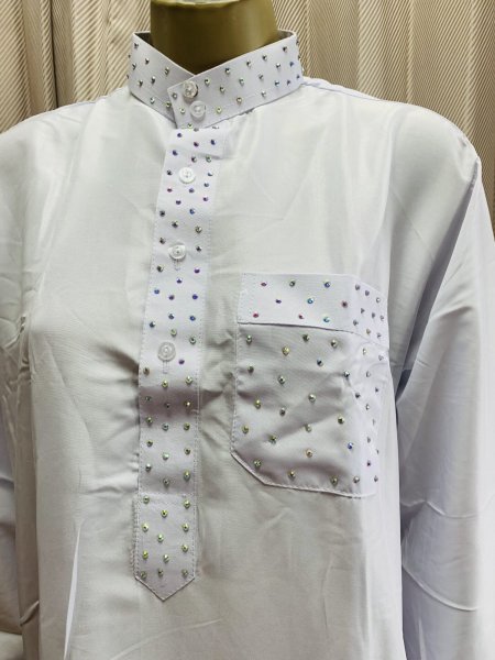 画像3: 白バラディ、スタンドカラーガラベーヤ(ラインストーン付き） (3)