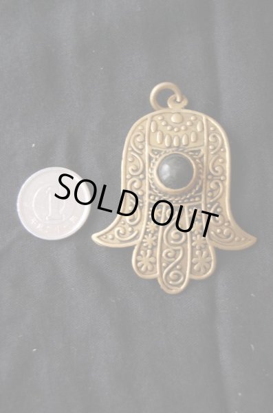 画像2: ファトマの手(ハムサ）ペンダントトップ（中） (2)