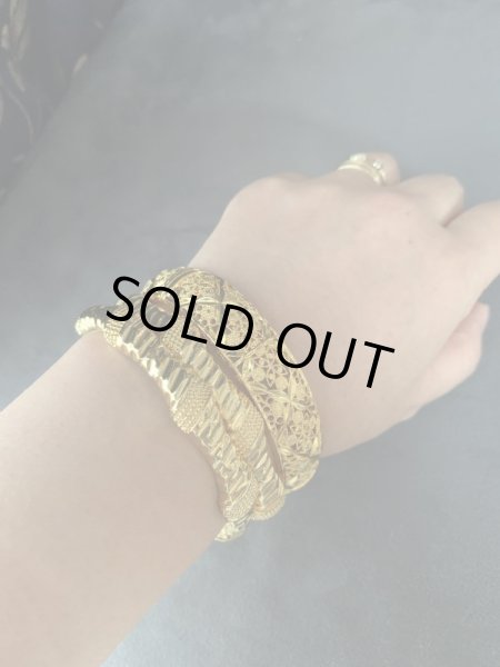 他の商品と重ねて付けても◎