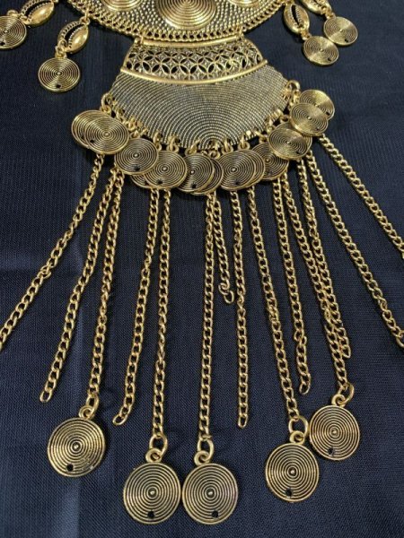 画像3: 貝殻モチーフ付きフォークロアネックレス (3)