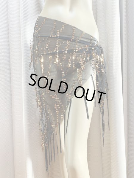 画像4: 頭に巻いてもOK！スパンコール付きトライアングルスカーフ (4)