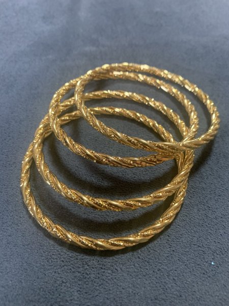 画像1: ブレスレット4点セット(ゴールド) (1)