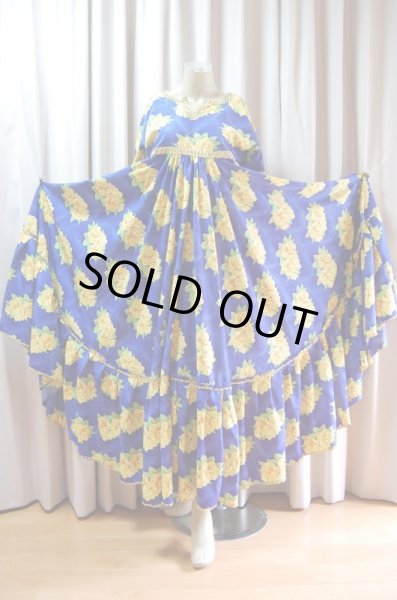 画像3: 花柄ファラーヒガラベーヤ(ポンポンスカーフ付き） (3)