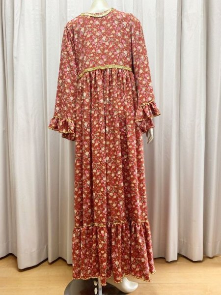 画像8: ファッラーヒ花柄ガラベーヤ(シルクベール付き） (8)