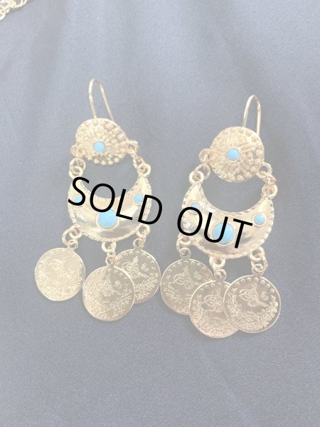 画像1: 三日月モチーフピアス（ターコイズ×ゴールド） (1)