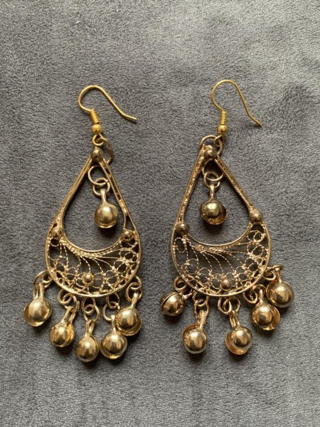 画像1: アンティークパーツピアス (1)