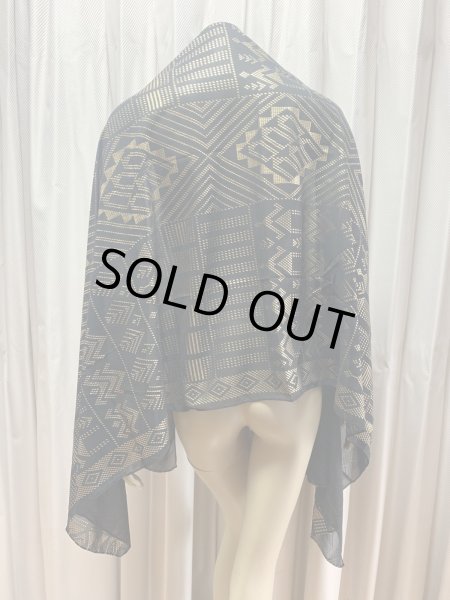 カラーは異なります