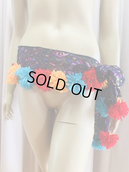 画像1: ポンポン付きオリジナルヒップスカーフ (1)