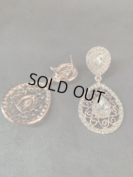 画像4: 在庫に限り500円引き　パールアクセサリー　ネックレス＆ピアスセット (4)