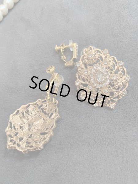 別売りのコンバーターでイヤリングとして