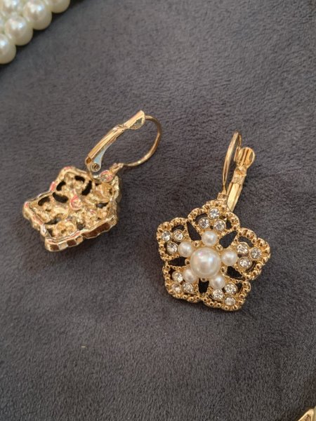 画像3: パールアクセサリーセット(フラワー）　ネックレス＆ピアス&ブレスセット (3)