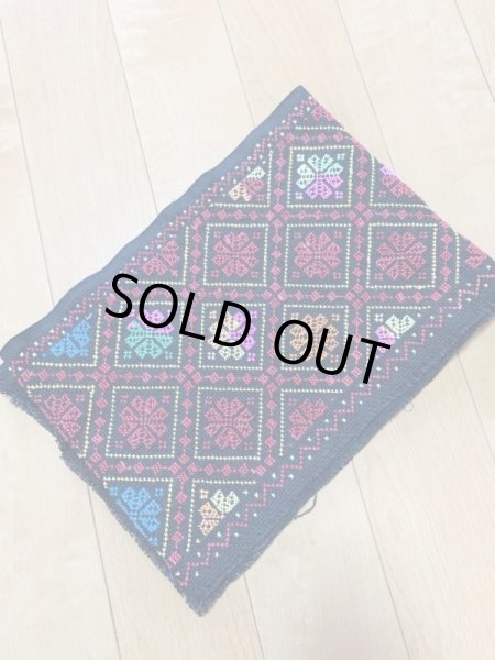 画像2: ベドウィン族のクロスステッチ布（136ｃｍ×23ｃｍ） (2)