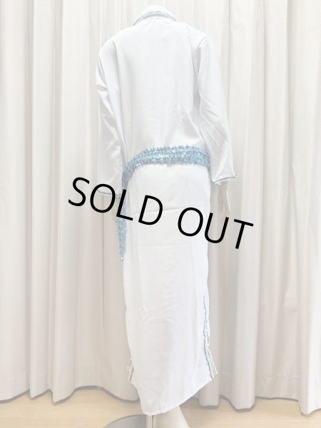 画像4: 白バラディラインストーン付きガラベーヤ(140cm丈・身幅55cm) (4)